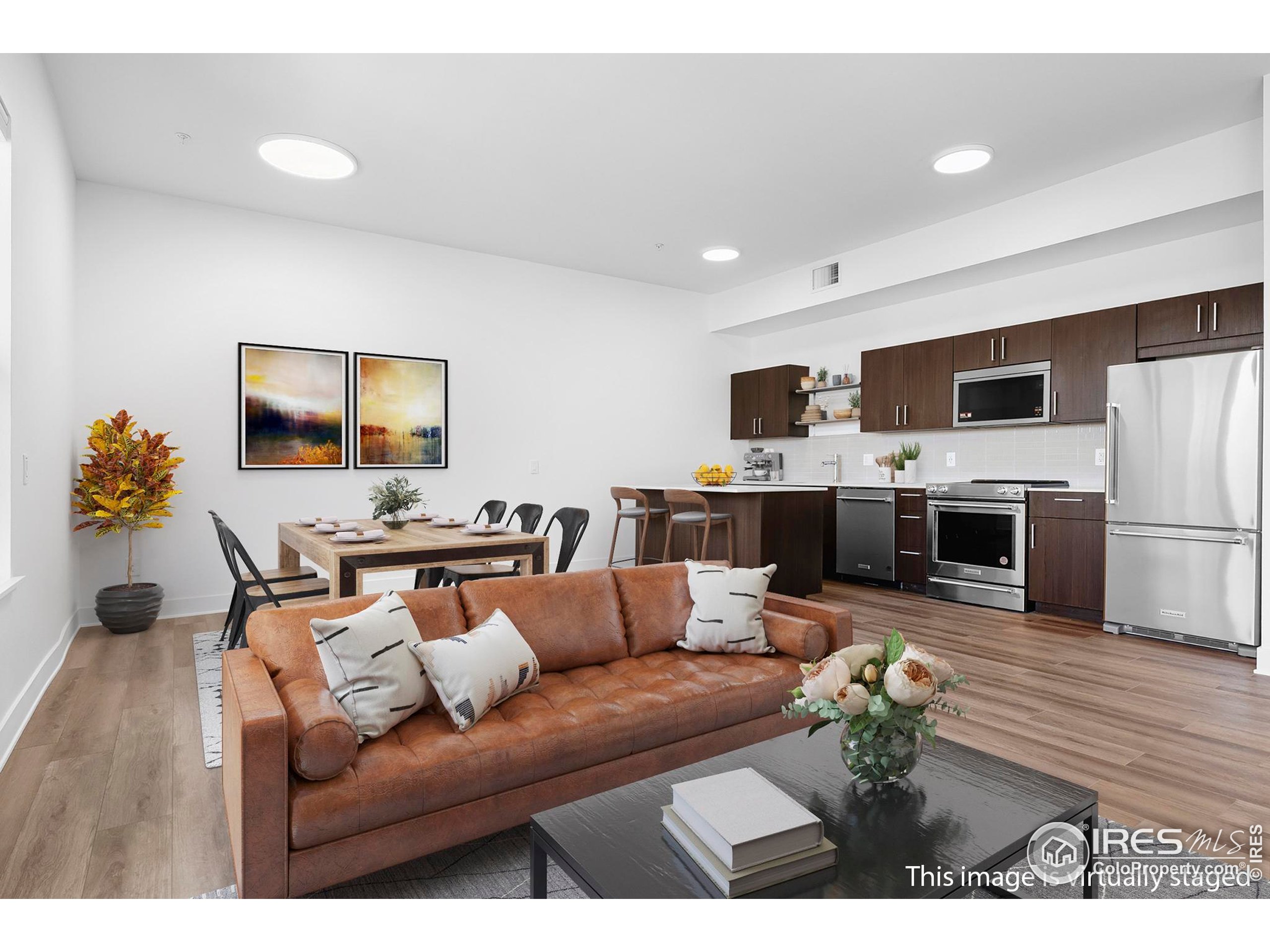 1707 Walnut St 208
