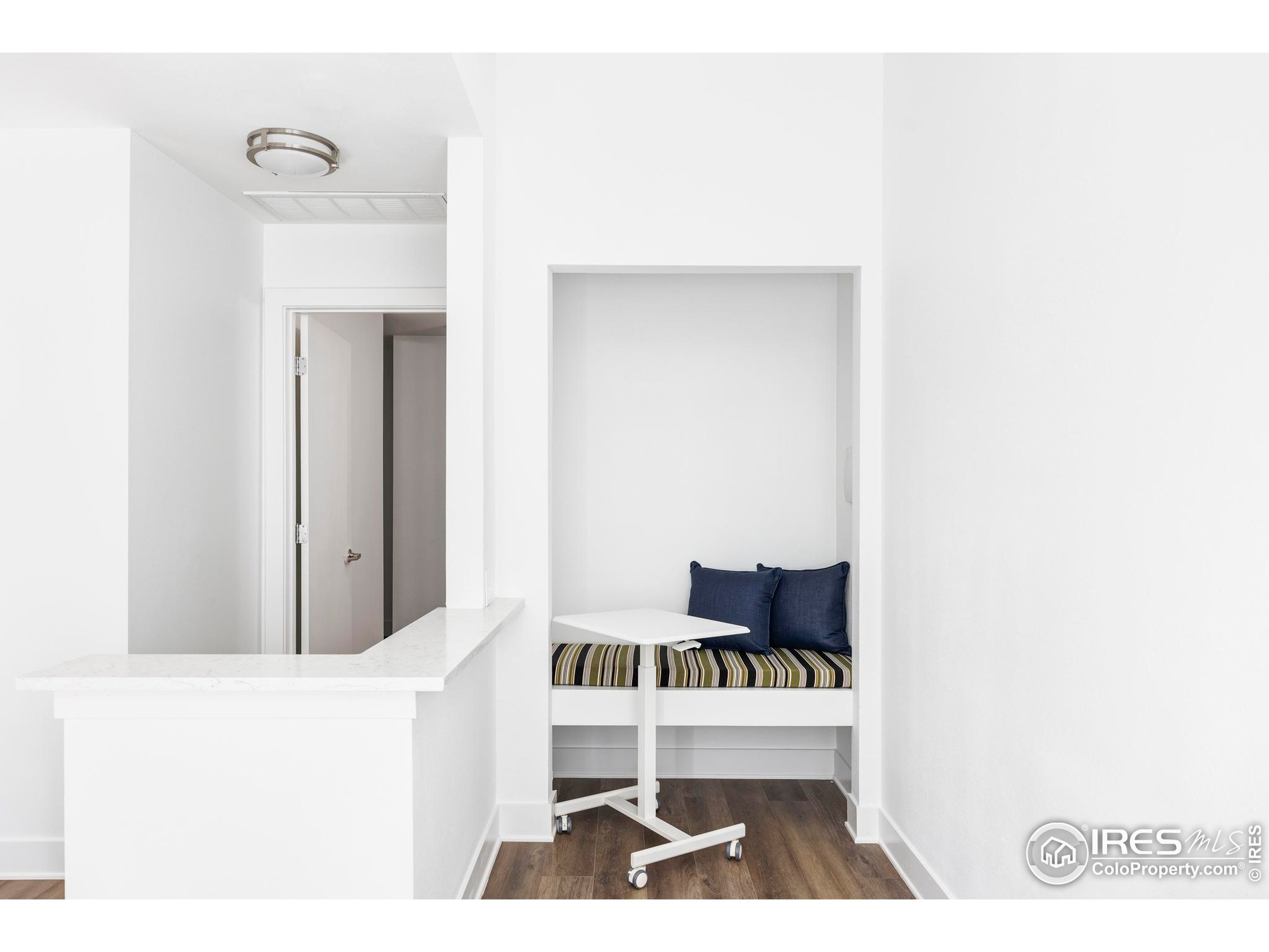 1707 Walnut St 208