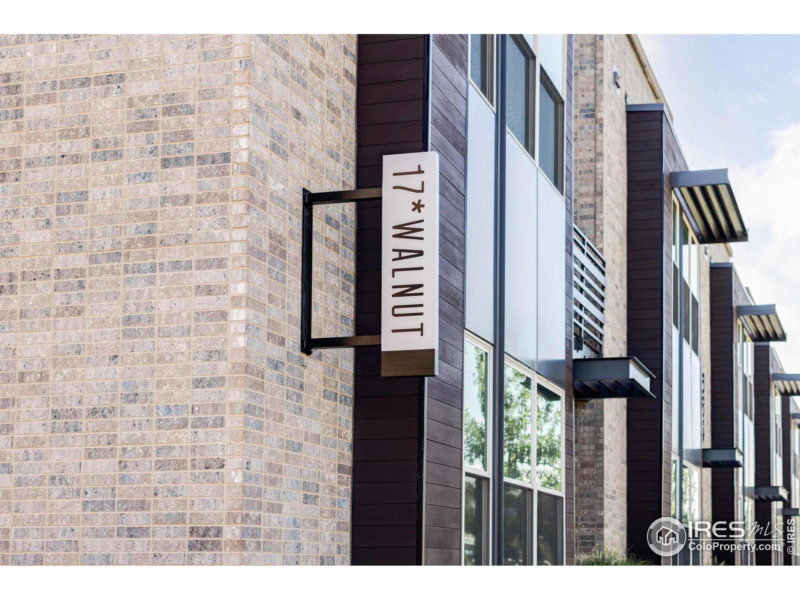 1707 Walnut St 208