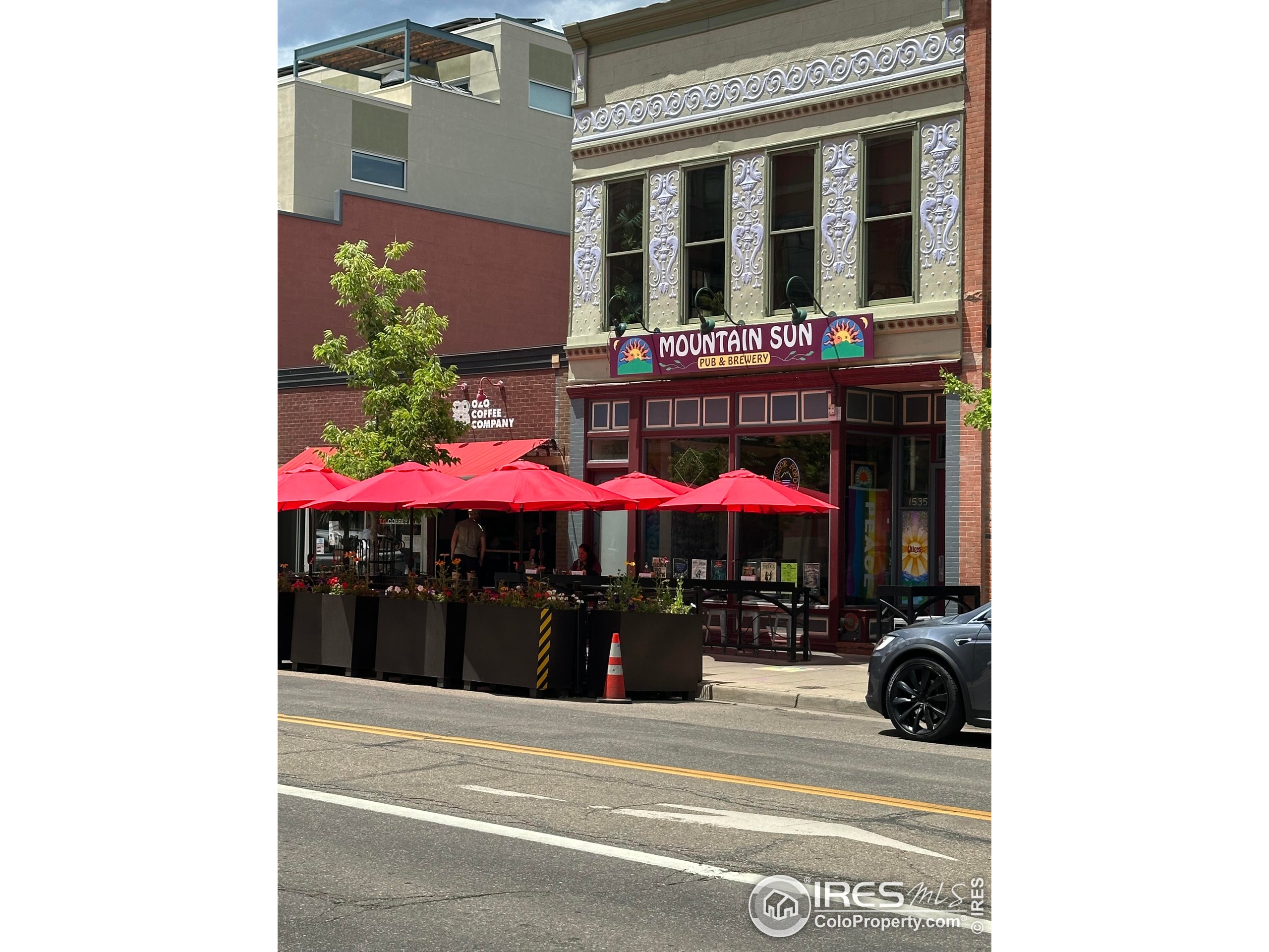 1800 Pearl St 14