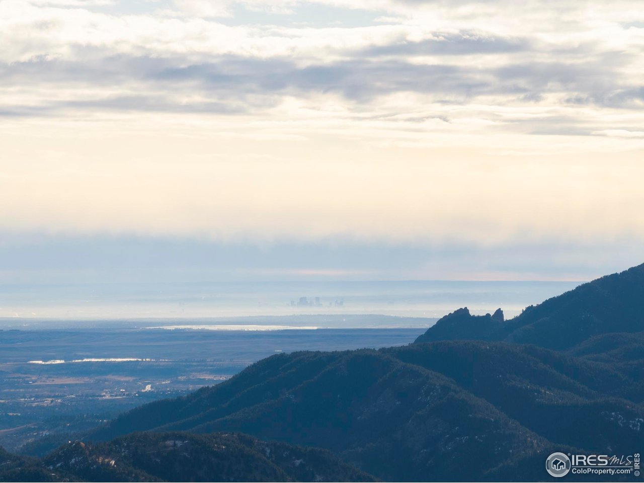 6801 Sunshine Canyon Dr