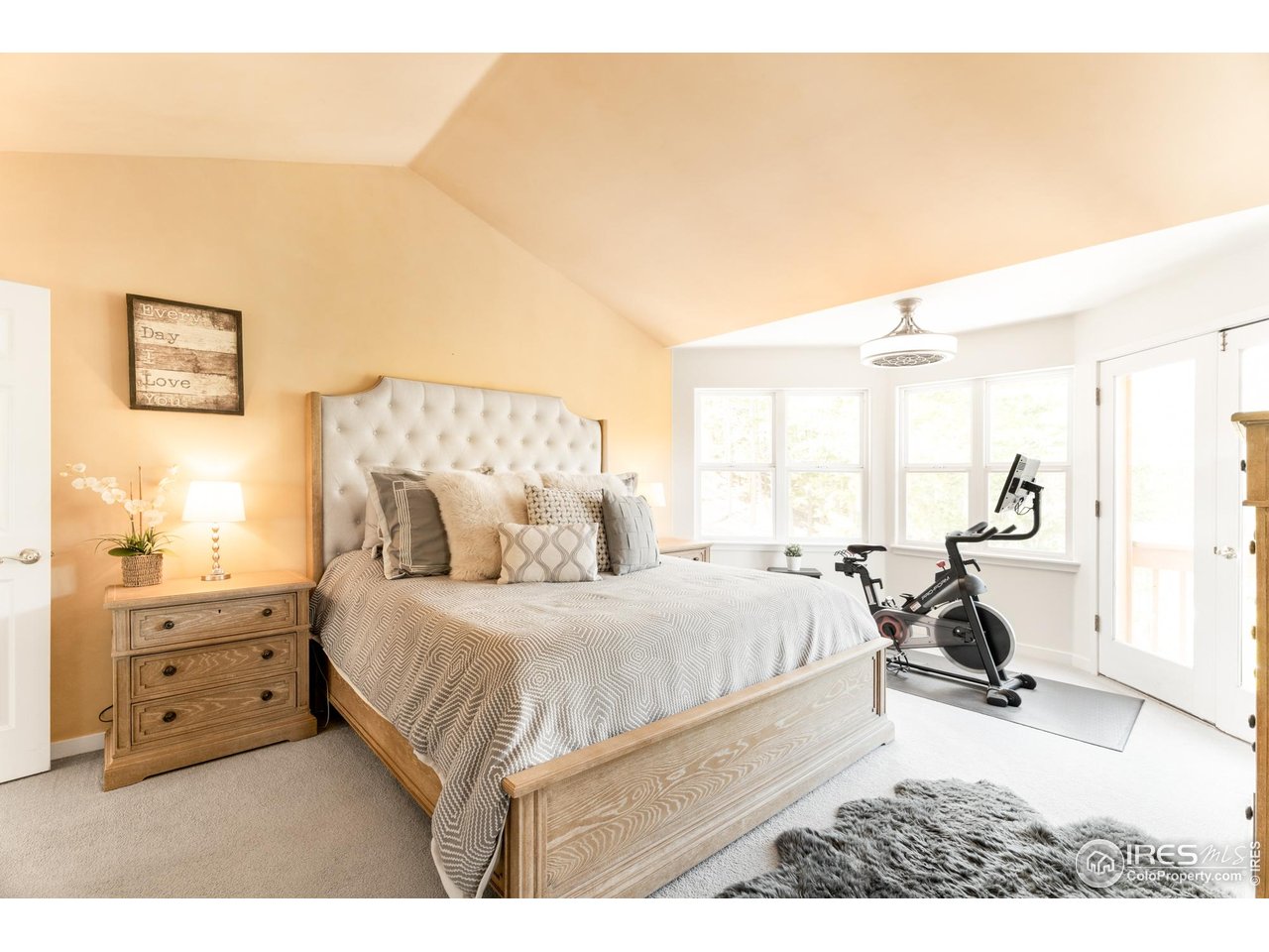 12023 Coal Creek Heights Dr