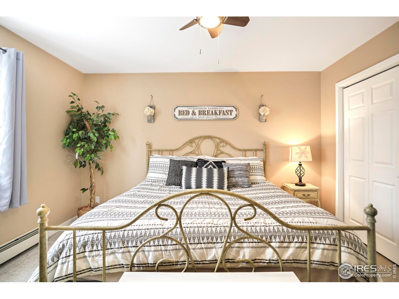 12023 Coal Creek Heights Dr