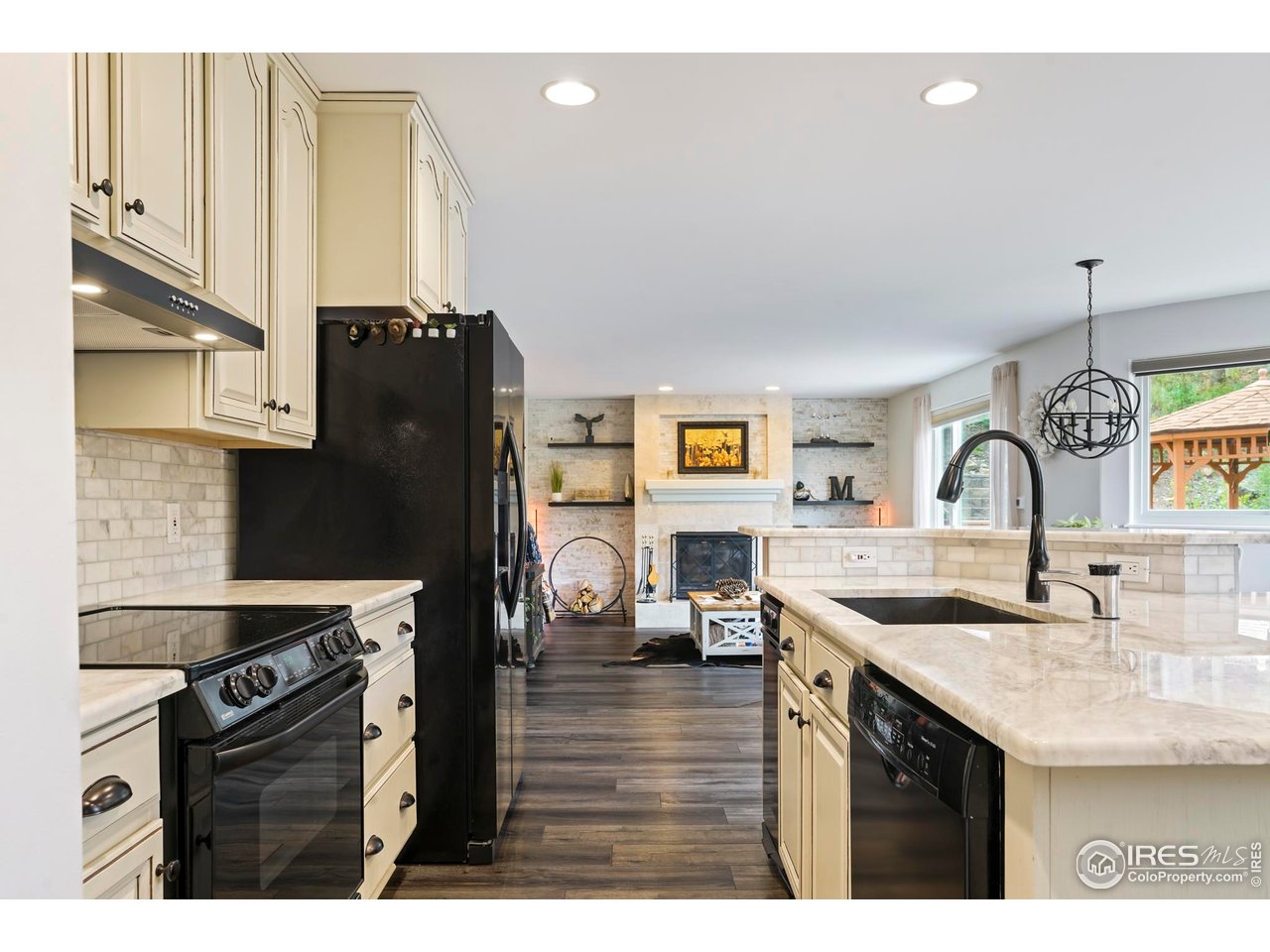 12023 Coal Creek Heights Dr