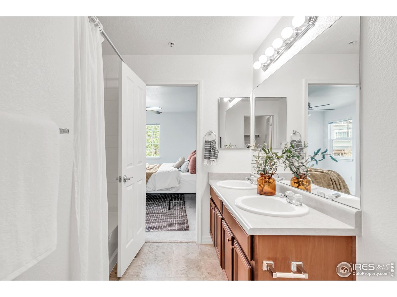 14300 Waterside Ln I2