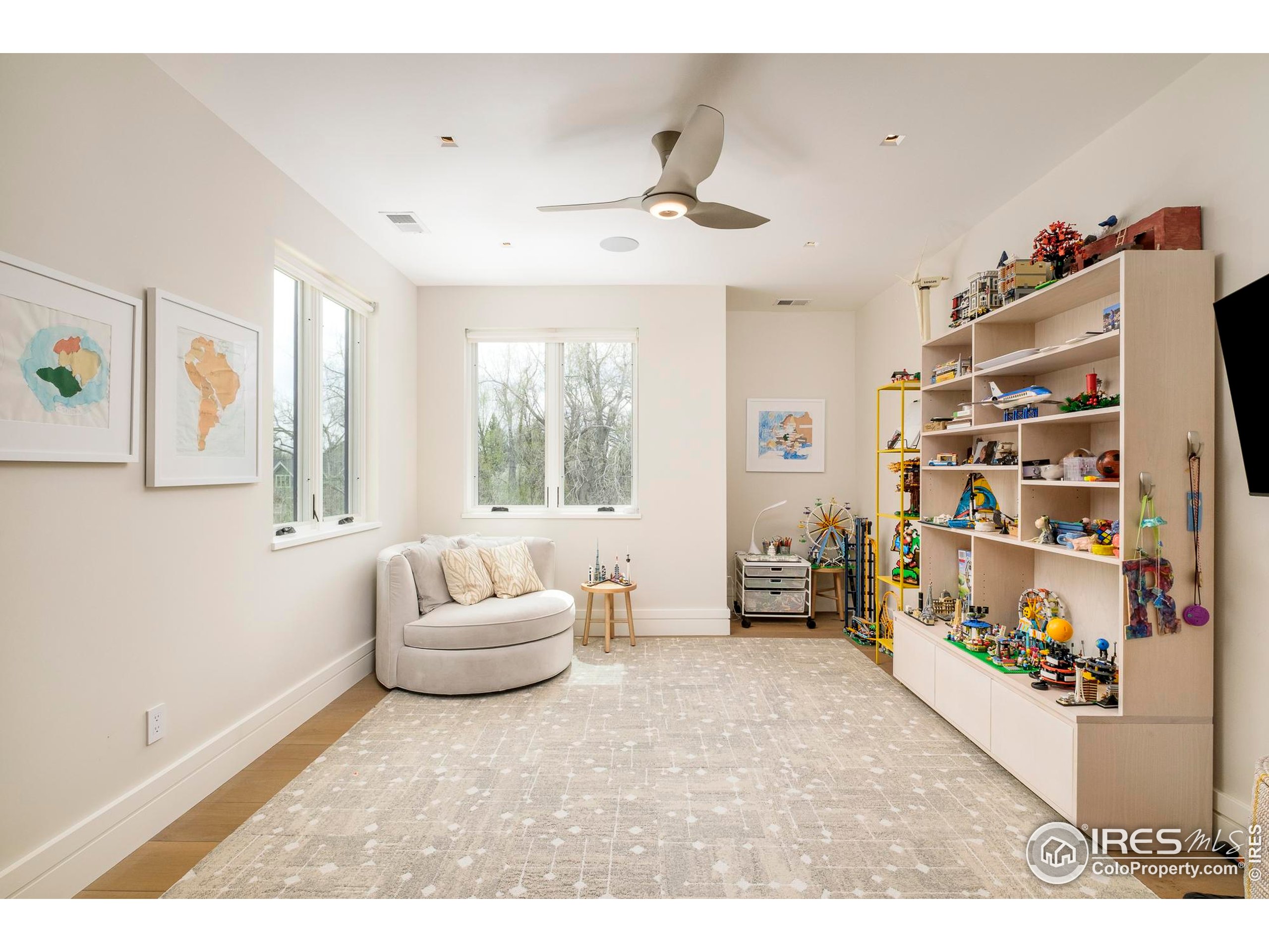 2158 Tamarack Ave