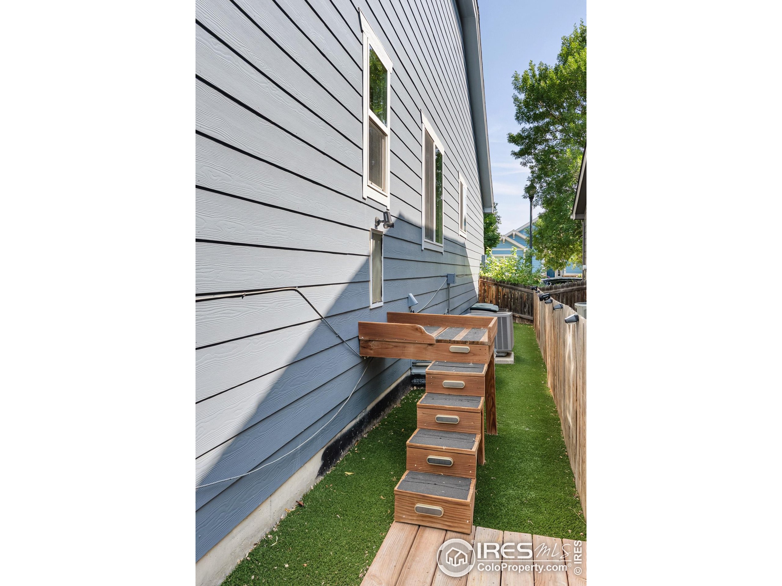 1839 White Feather Dr