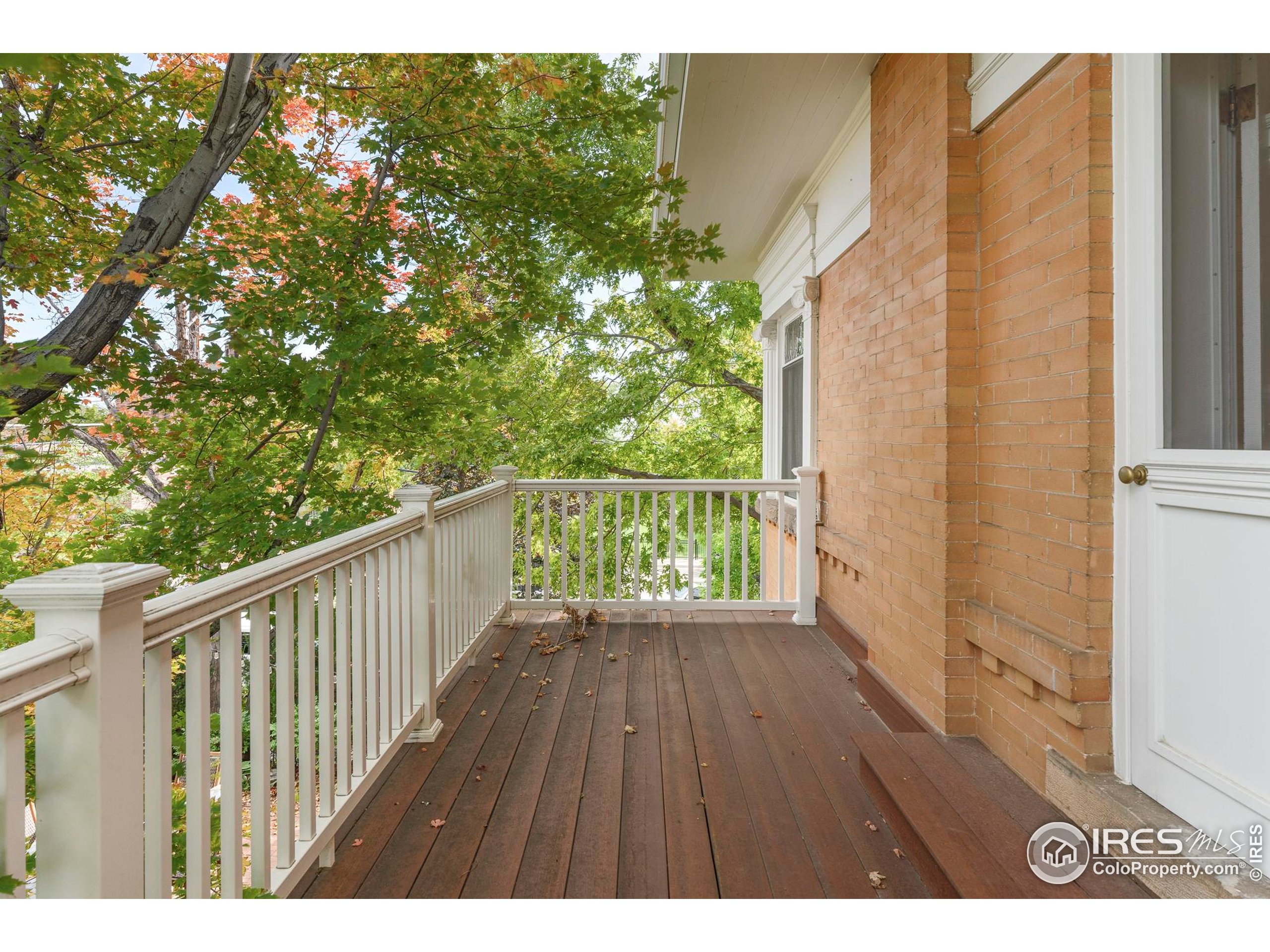 745 Highland Ave