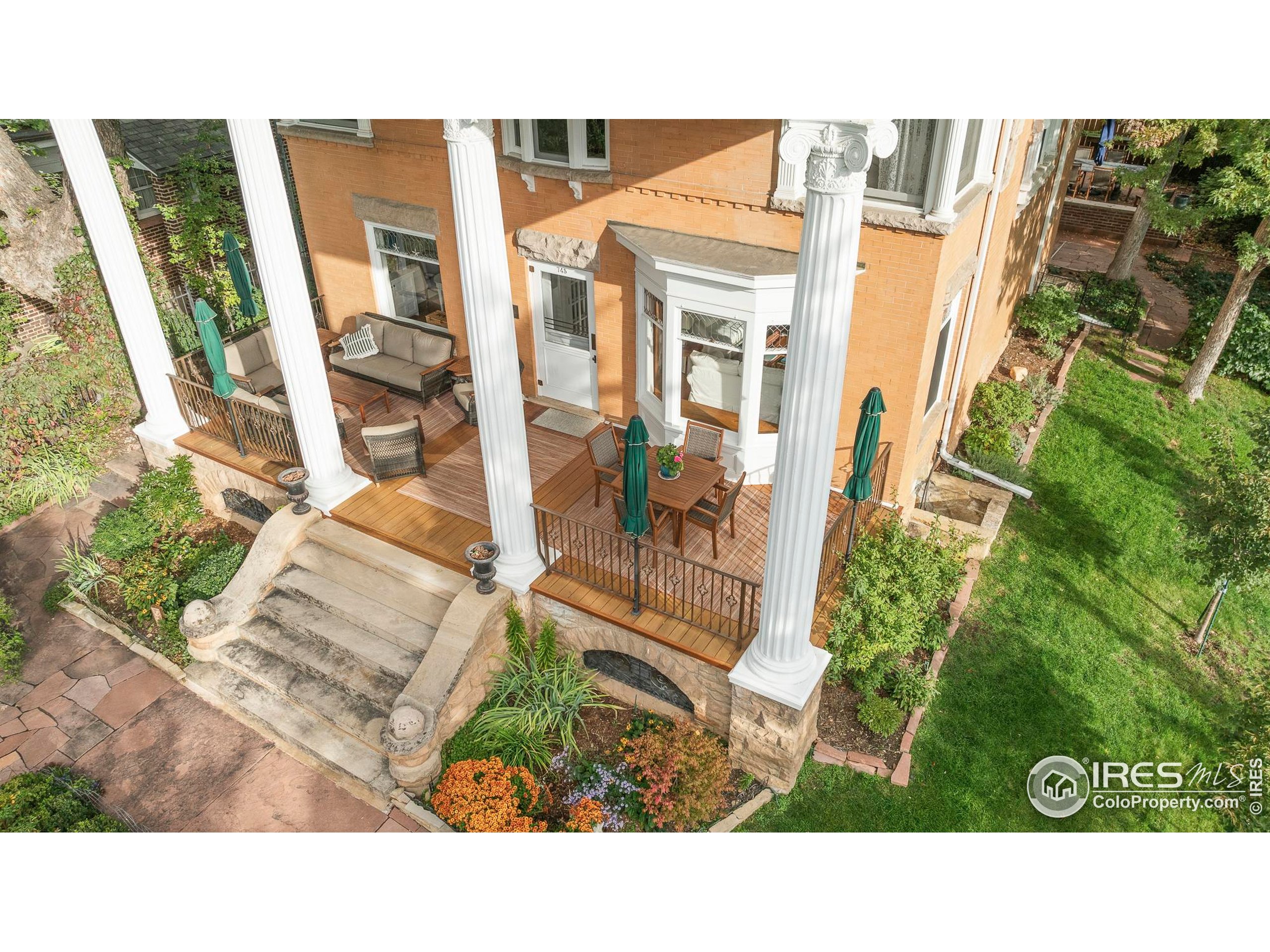 745 Highland Ave