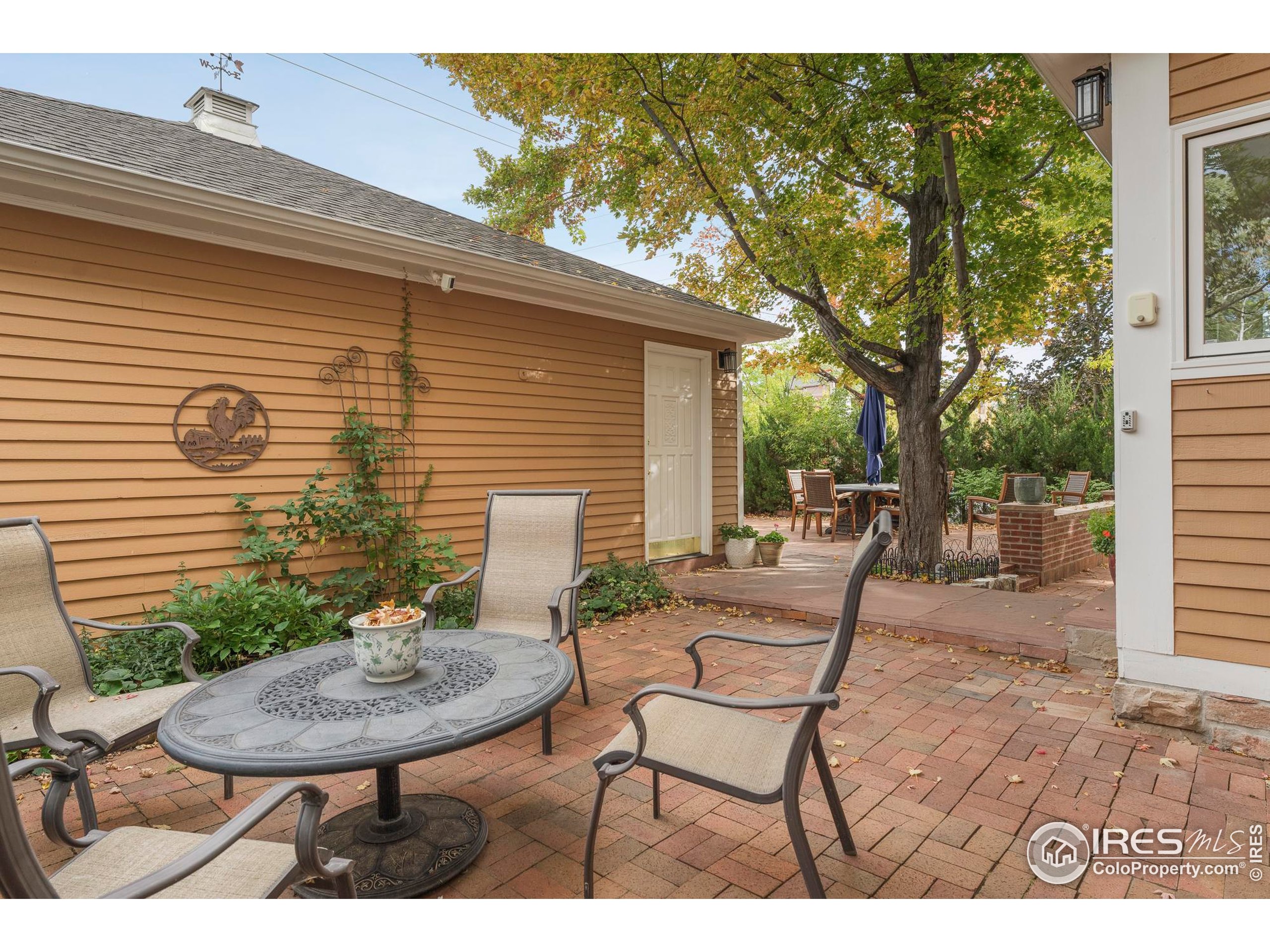 745 Highland Ave