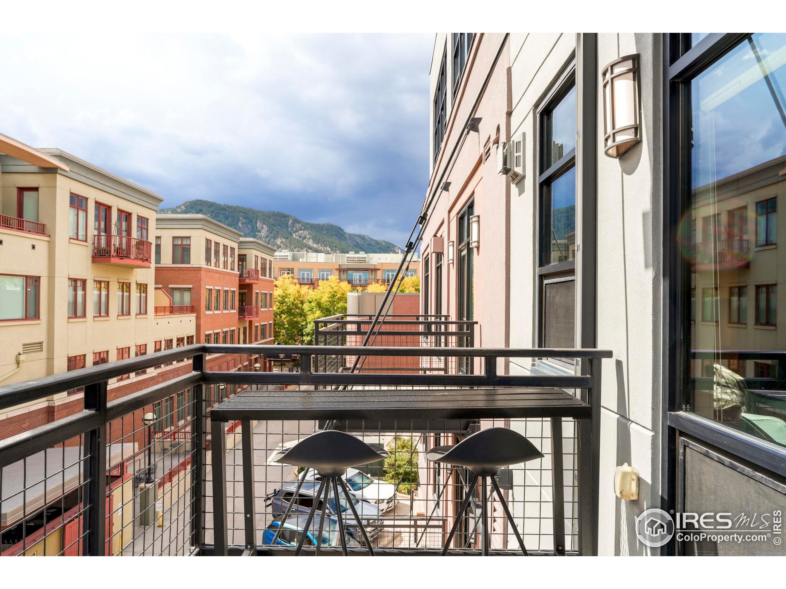 1360 Walnut St 310