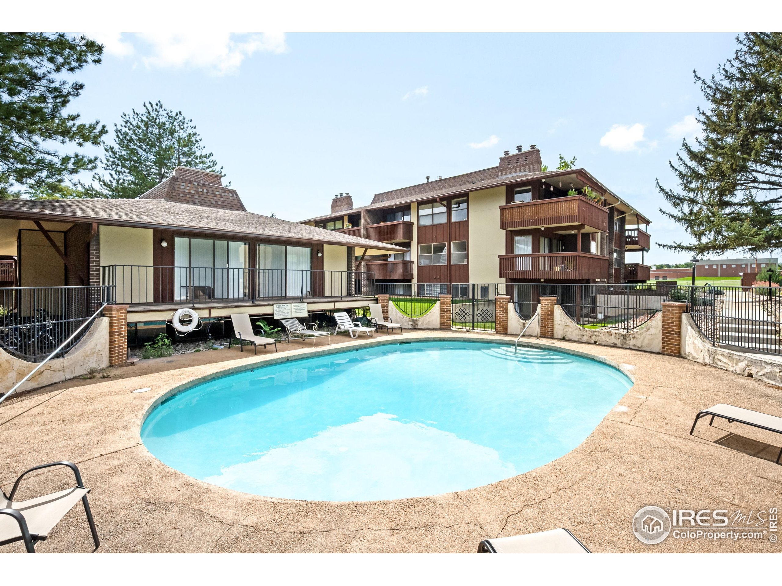 500 Manhattan Dr D8 Boulder