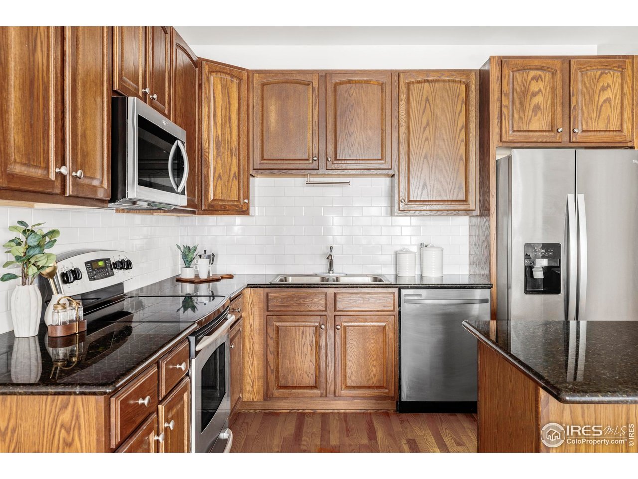 1950 N Logan St 1013