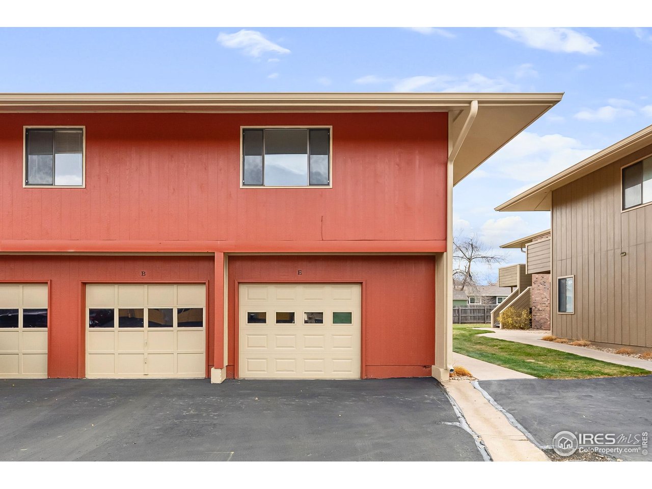 1110 Bacchus Dr E-15