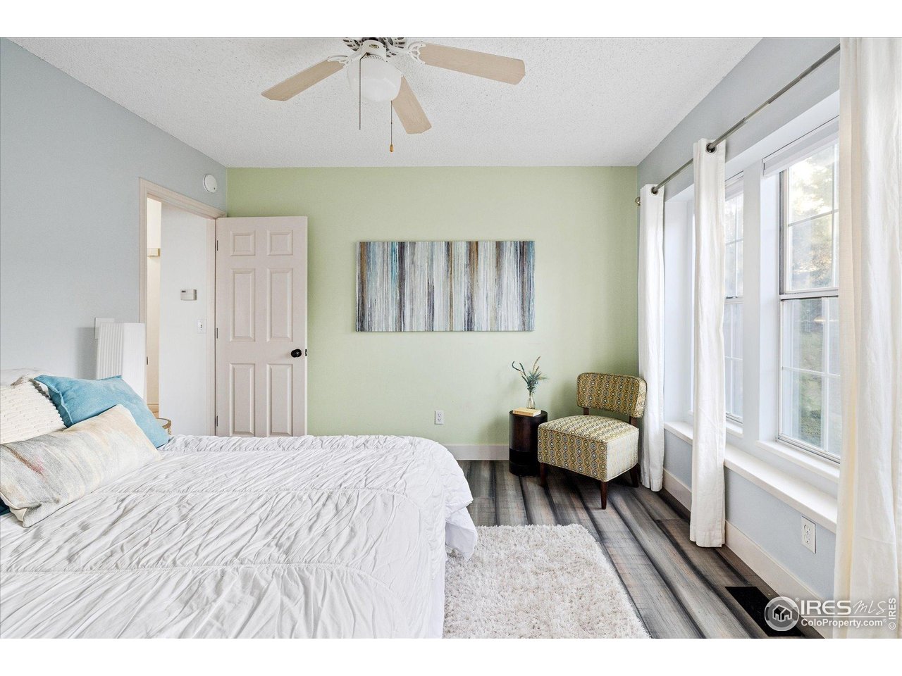 3823 Paseo Del Prado