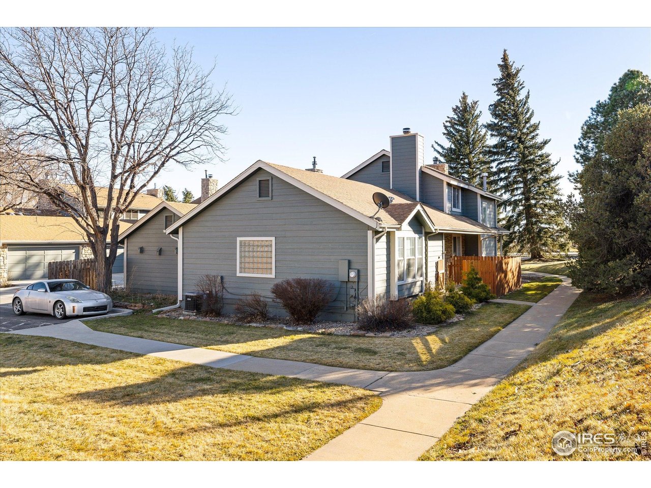 3823 Paseo Del Prado