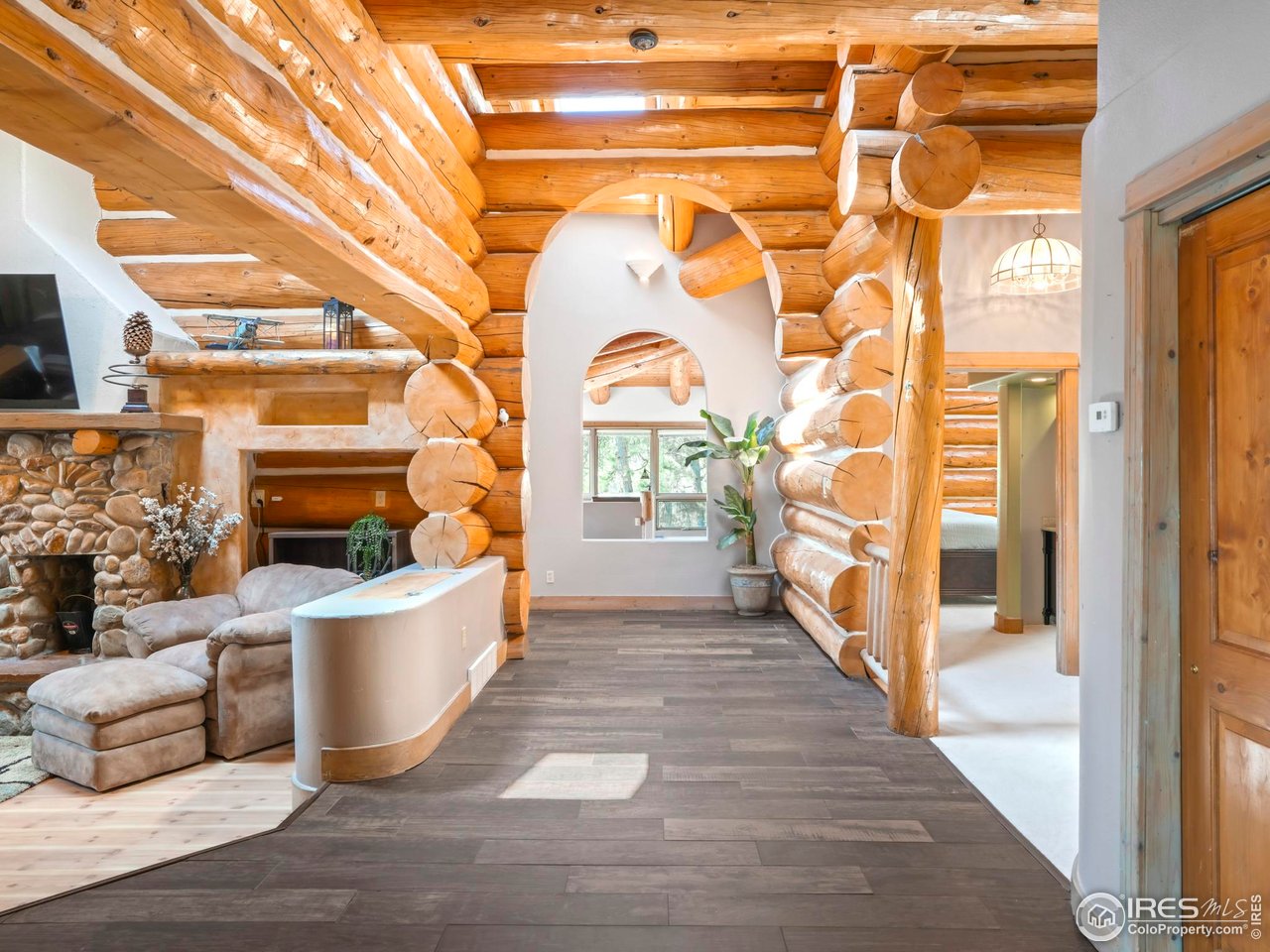 24043 Eagle Cliff Trl