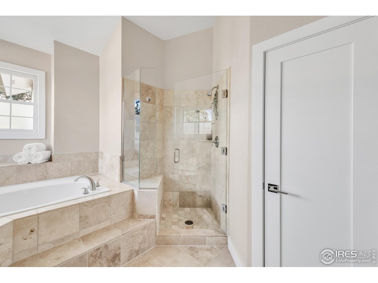 5249 Quail Hollow Ct