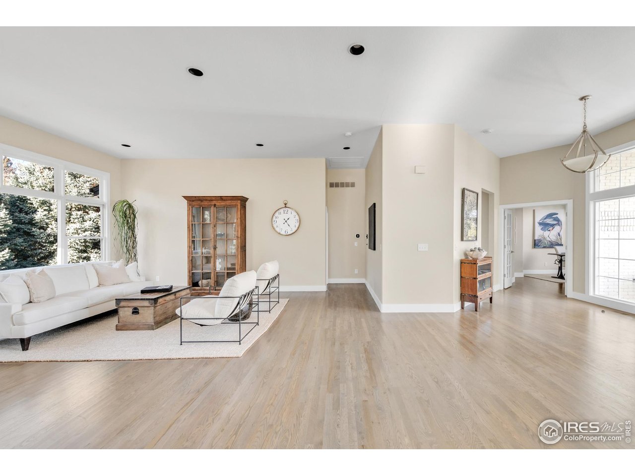 5249 Quail Hollow Ct