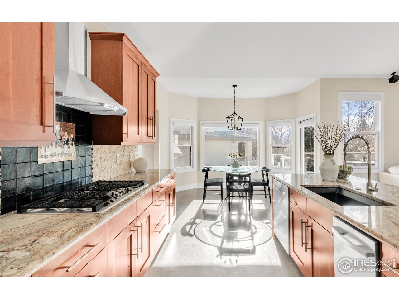 5249 Quail Hollow Ct