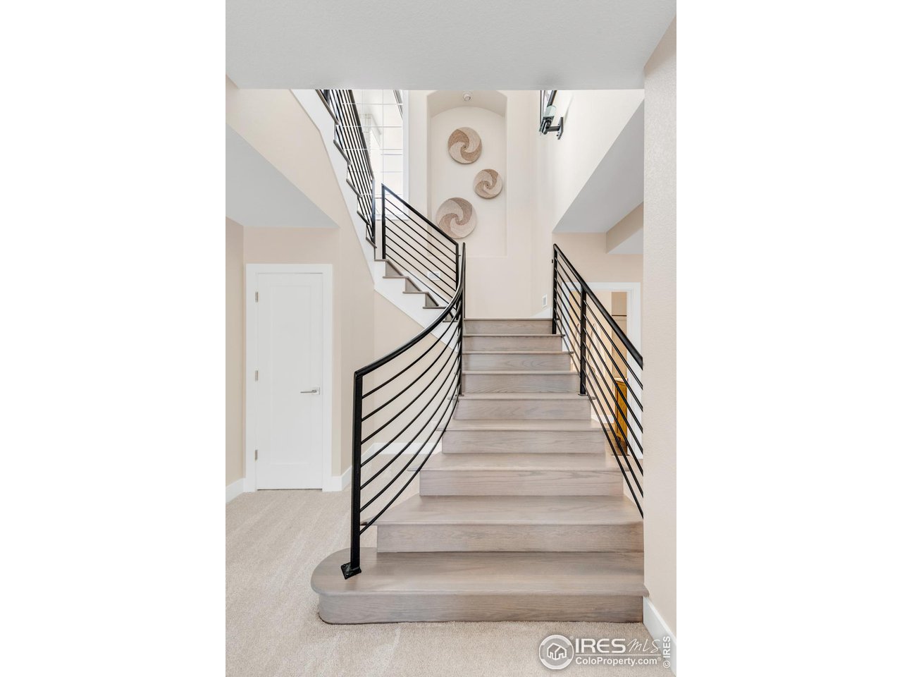 5249 Quail Hollow Ct