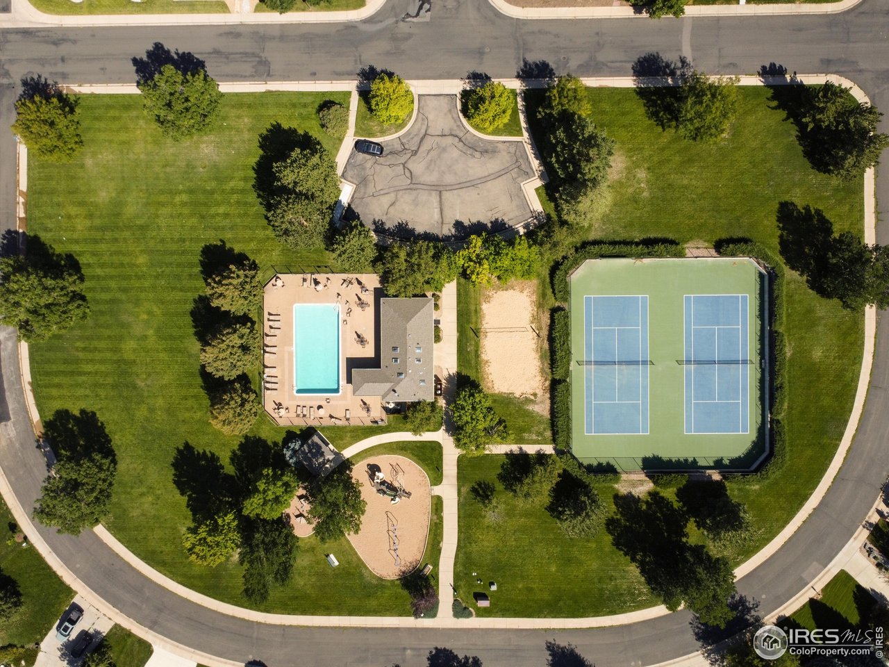 5249 Quail Hollow Ct