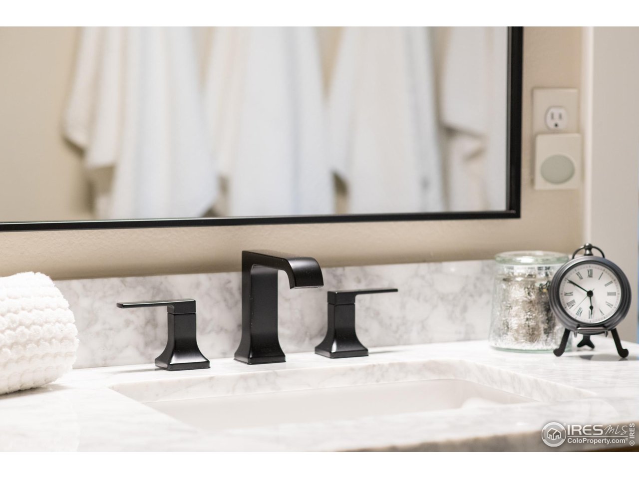 5249 Quail Hollow Ct