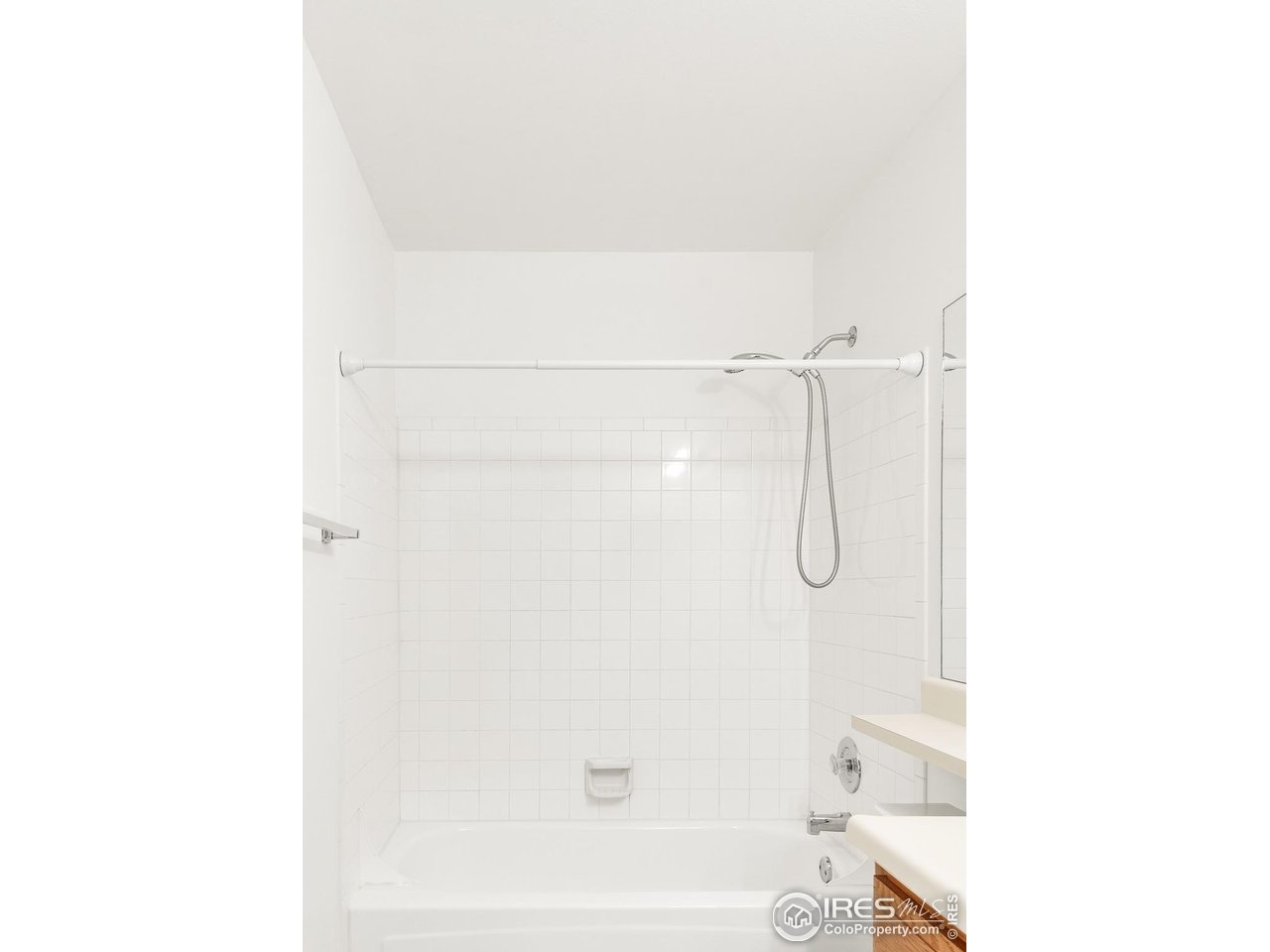 7476 E Arkansas Ave 35-10