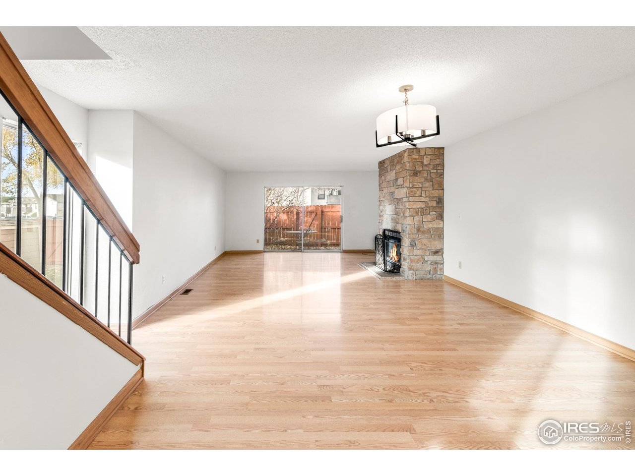 7476 E Arkansas Ave 35-10