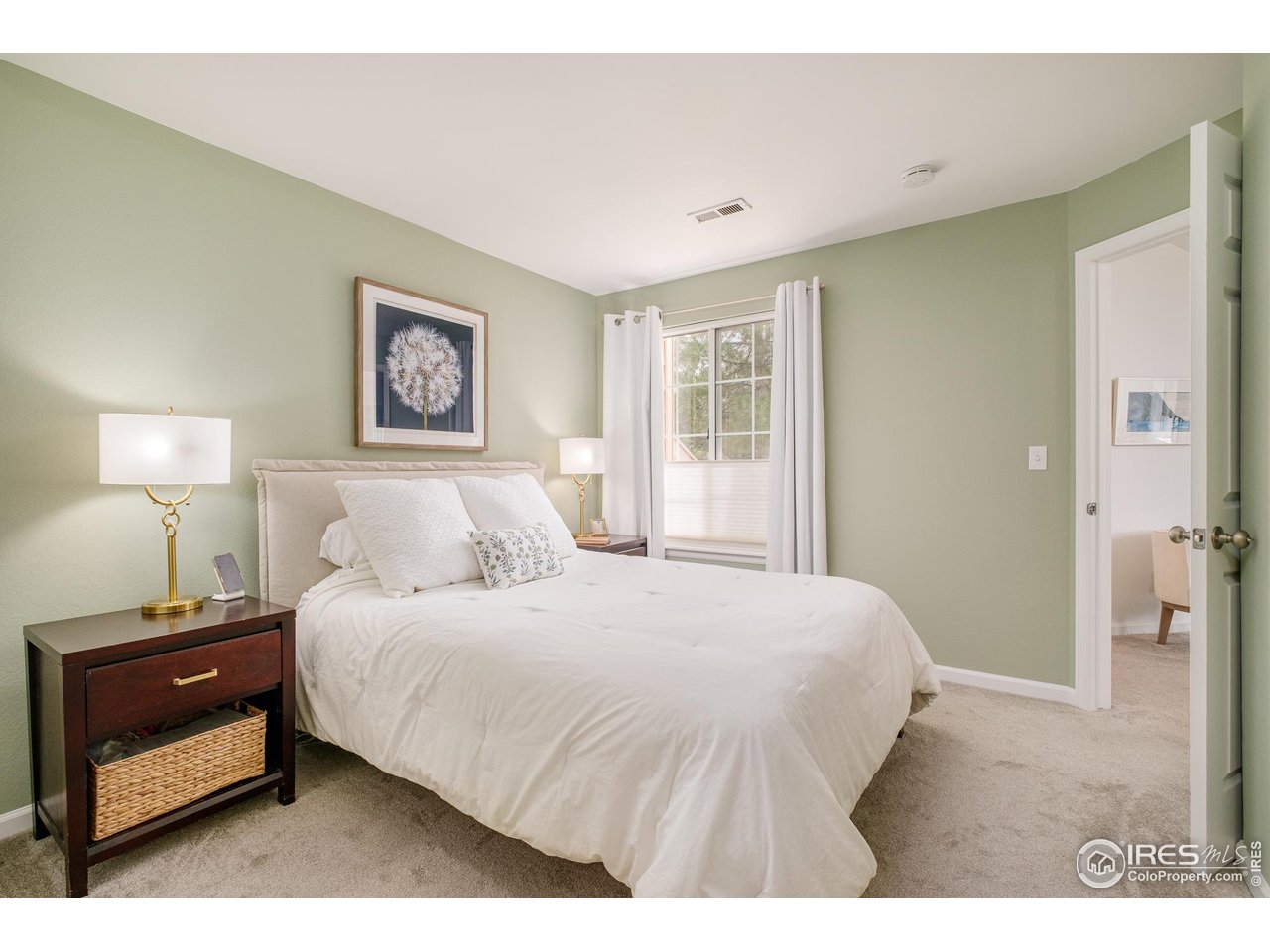 4887 White Rock Cir F