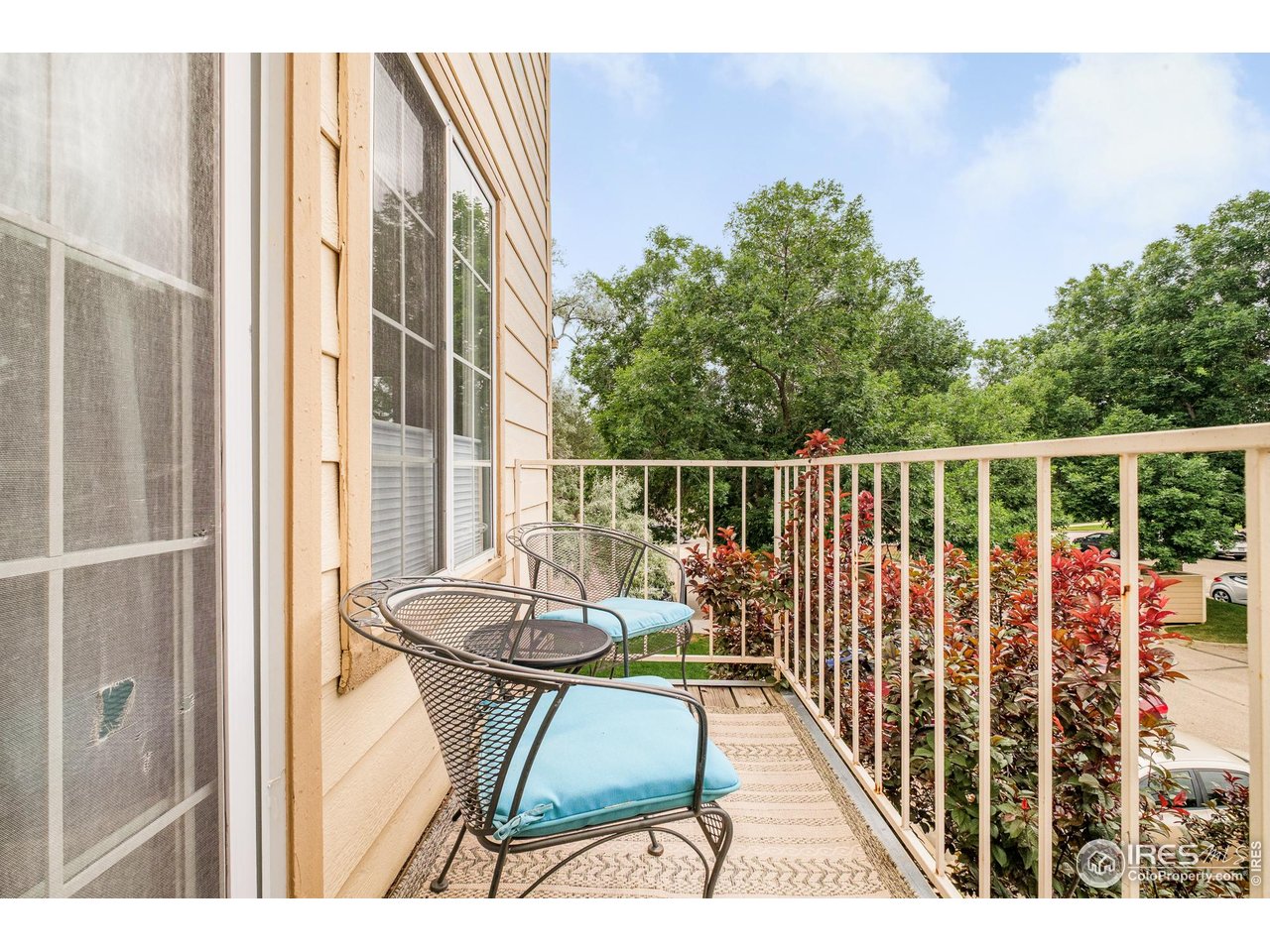 4887 White Rock Cir F