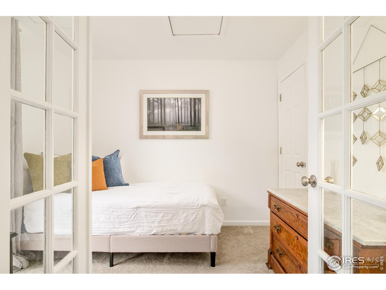 4887 White Rock Cir F