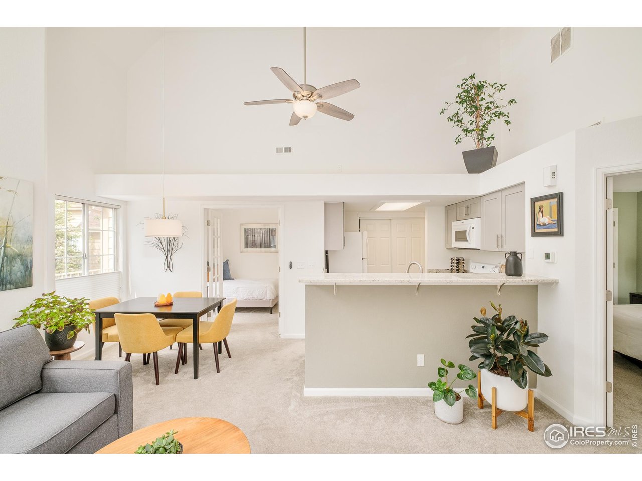 4887 White Rock Cir F