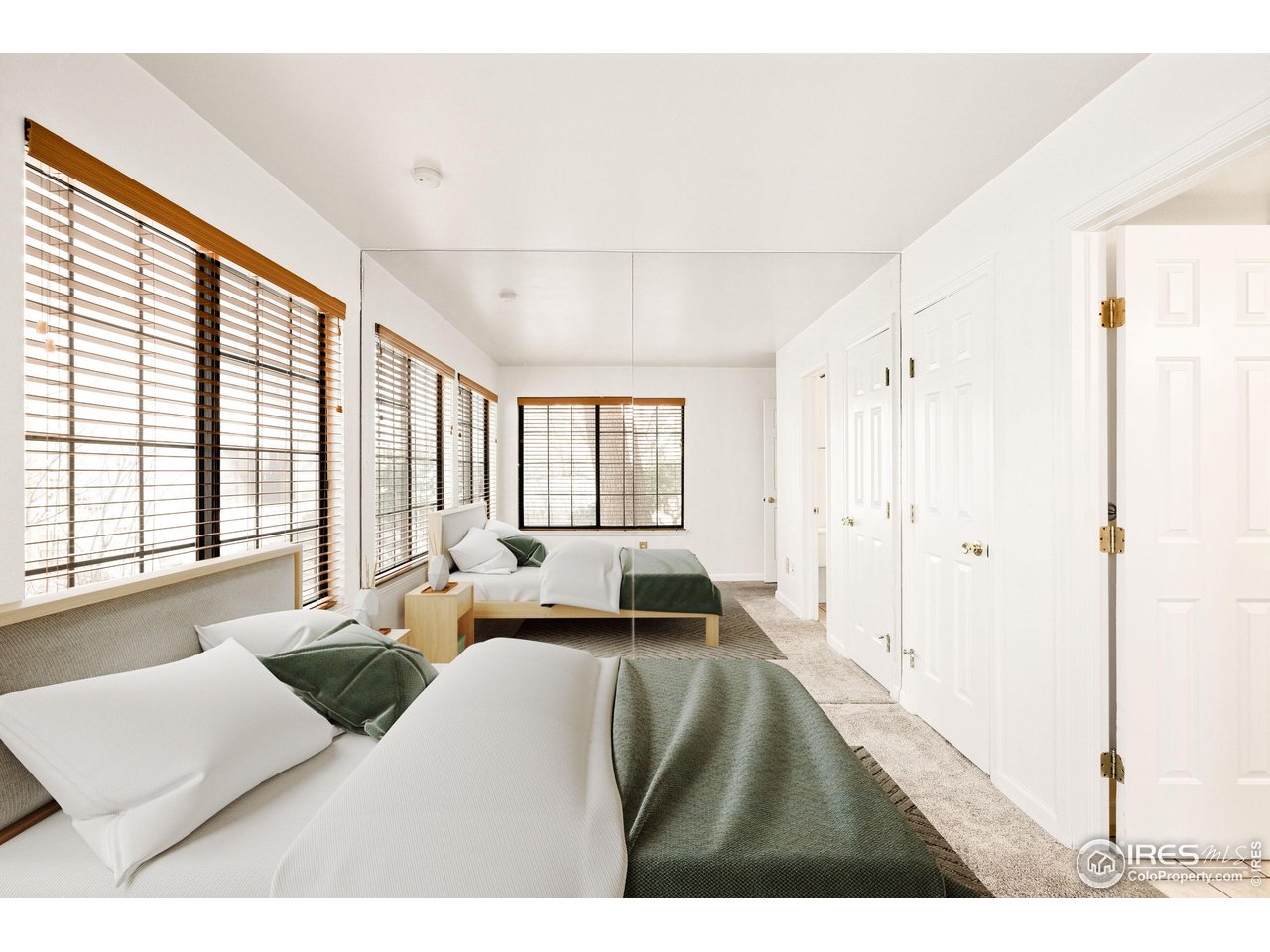 4819 White Rock Cir C