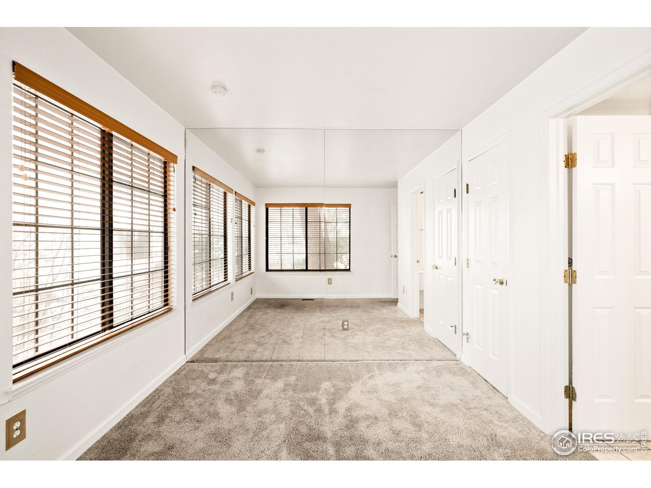 4819 White Rock Cir C