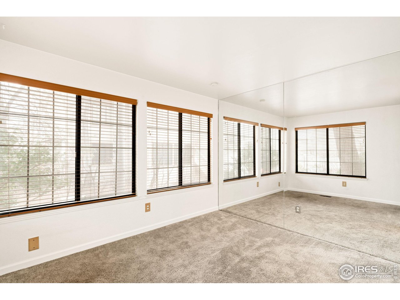 4819 White Rock Cir C