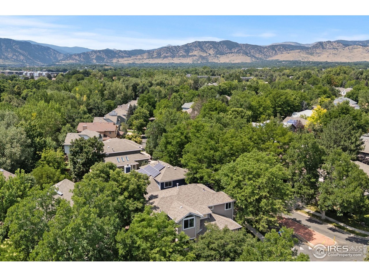 4892 Kings Ridge Blvd