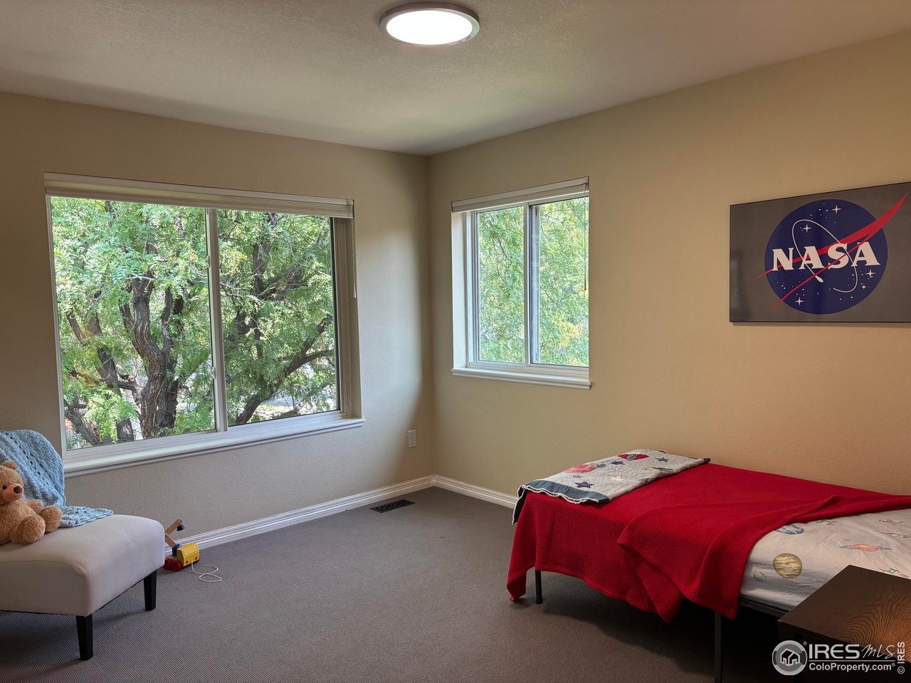 4892 Kings Ridge Blvd