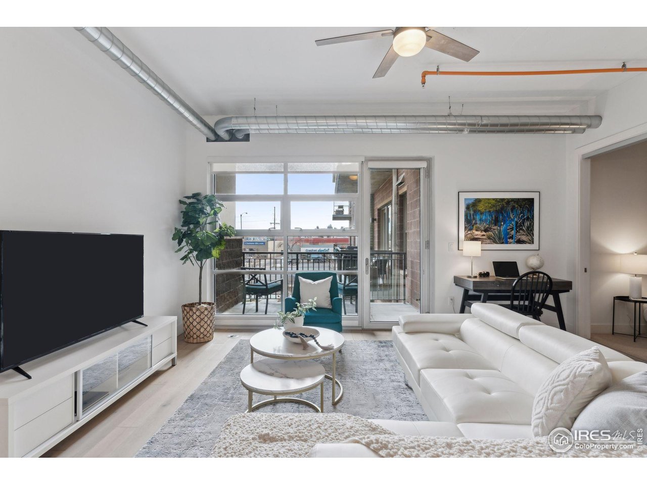 3301 Arapahoe Ave 219