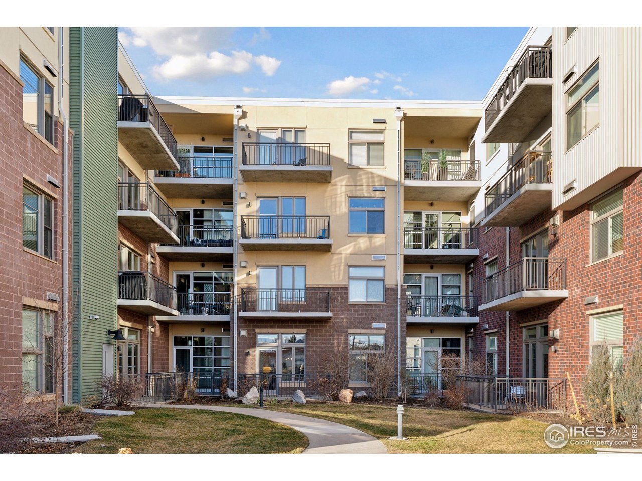 3301 Arapahoe Ave 219