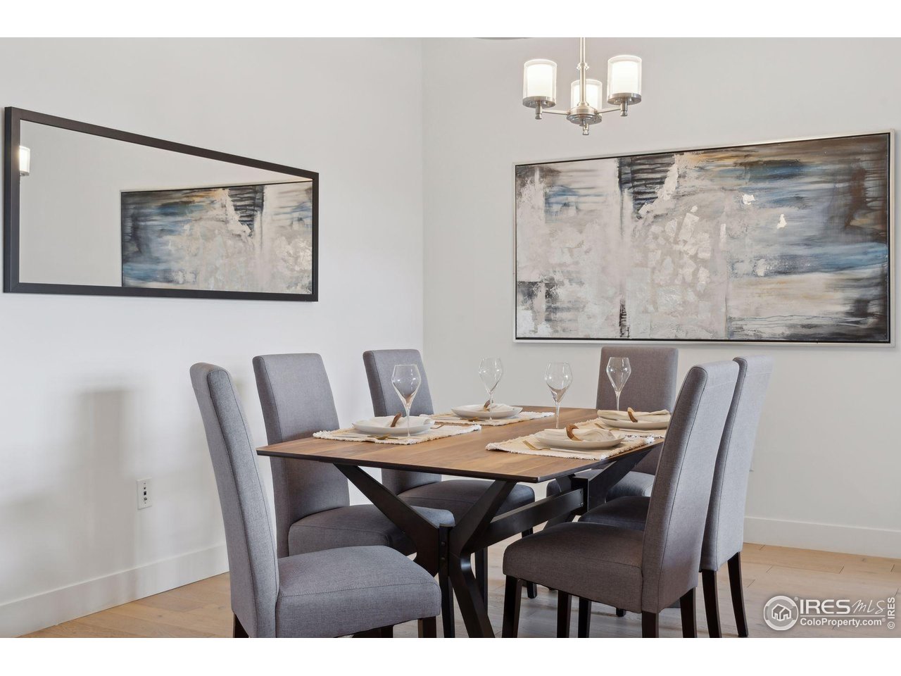 3301 Arapahoe Ave 219