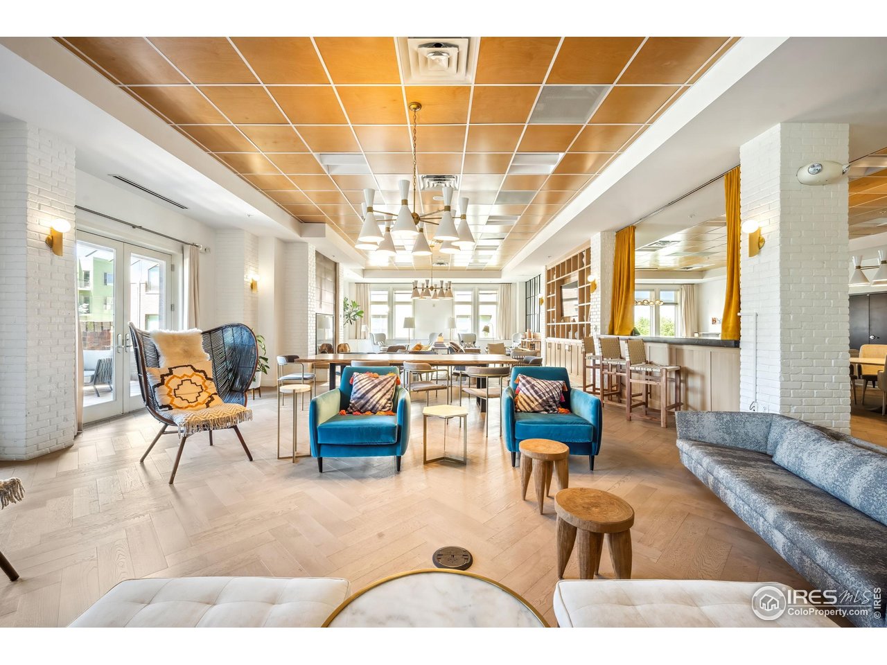 3301 Arapahoe Ave 219