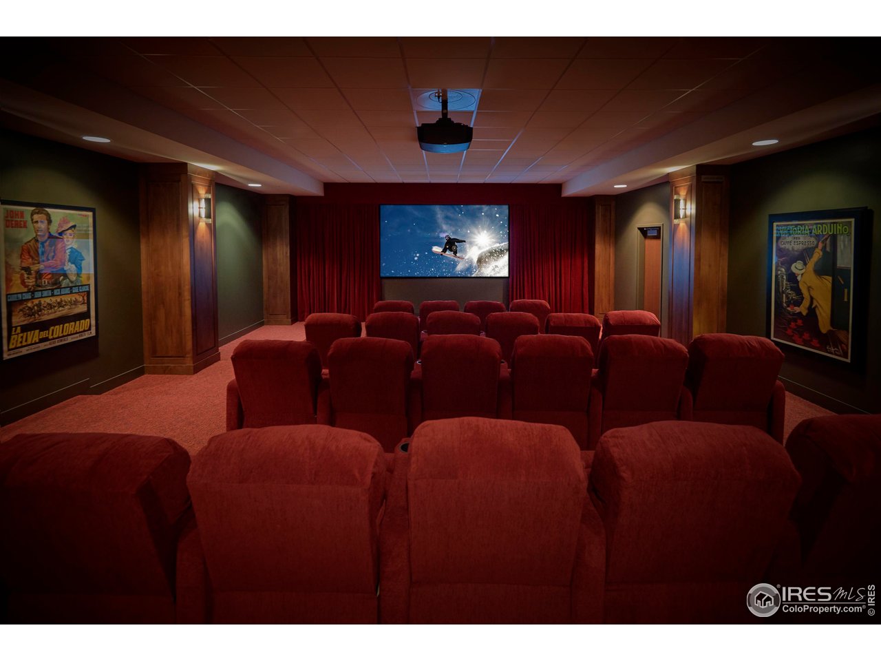 3301 Arapahoe Ave 219