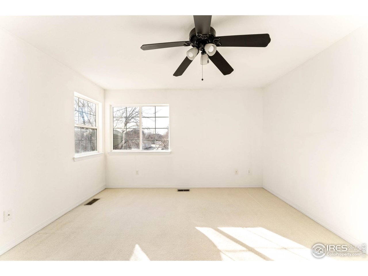 930 Button Rock Dr 76