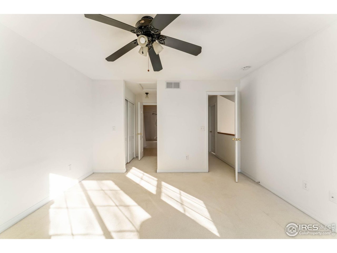 930 Button Rock Dr 76