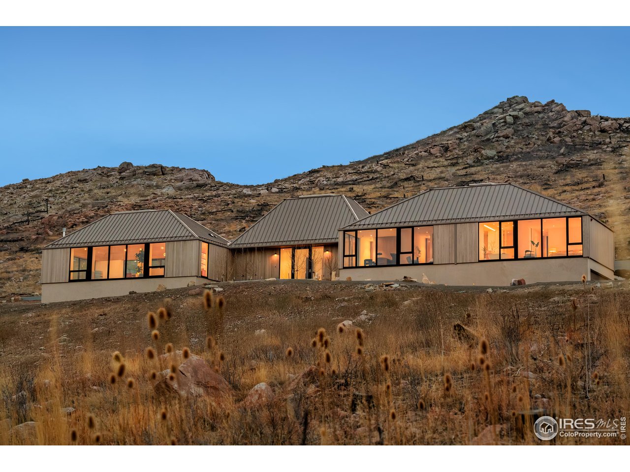 9631 Mountain Ridge Pl