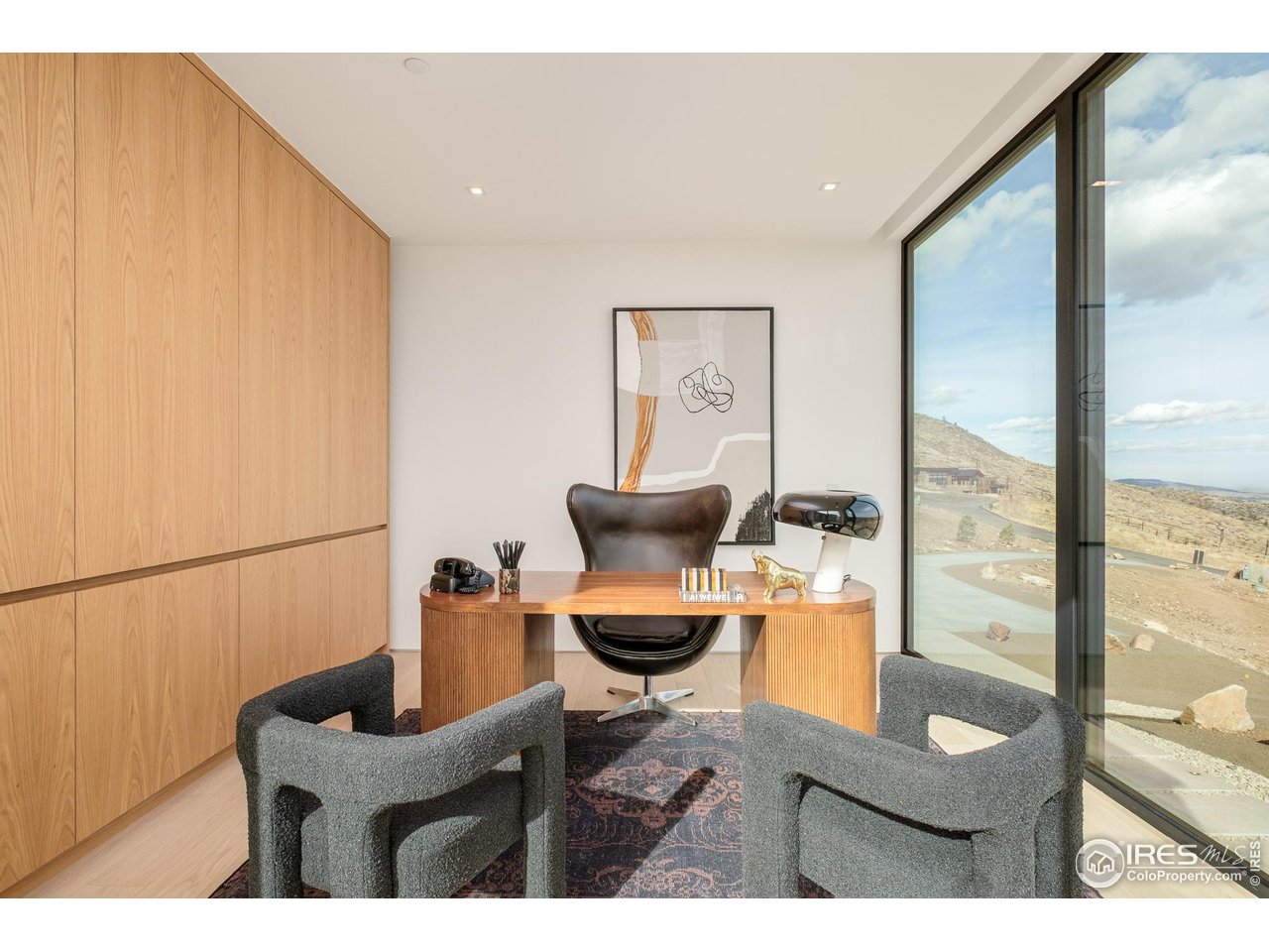 9631 Mountain Ridge Pl