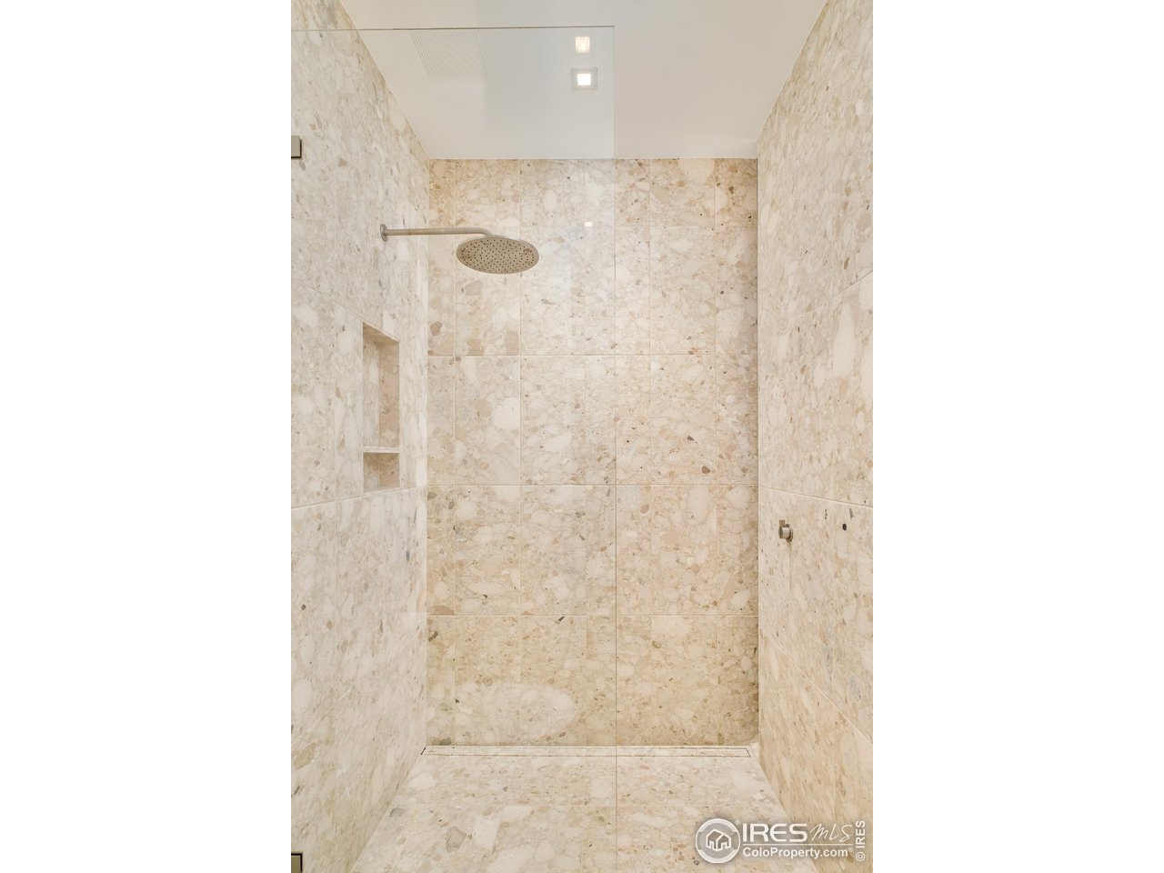 9631 Mountain Ridge Pl