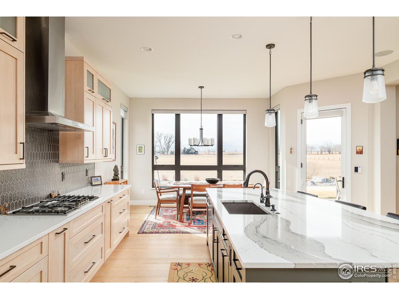 523 Nesting Eagles Way