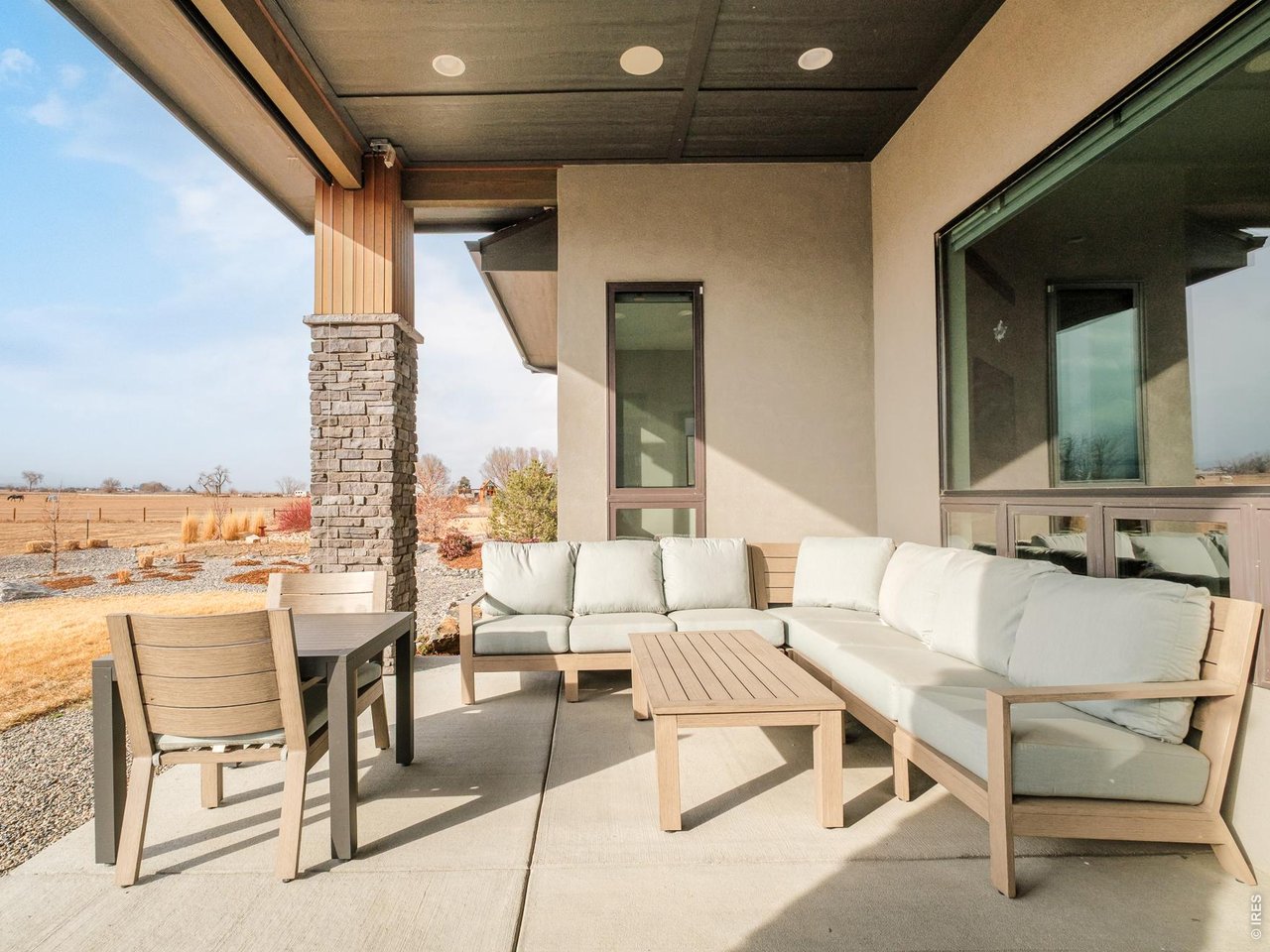 523 Nesting Eagles Way